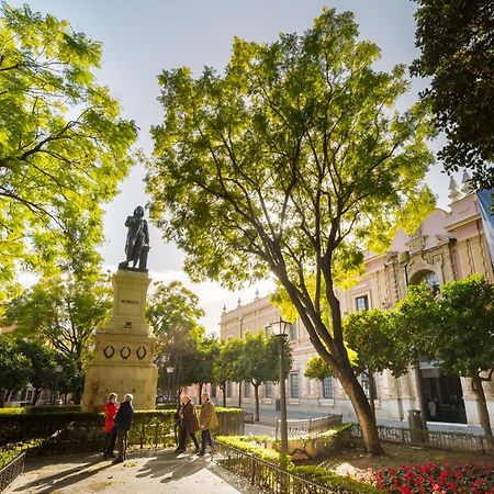セビリアFantastico 2H+1B Plaza Del Museoアパートメント エクステリア 写真